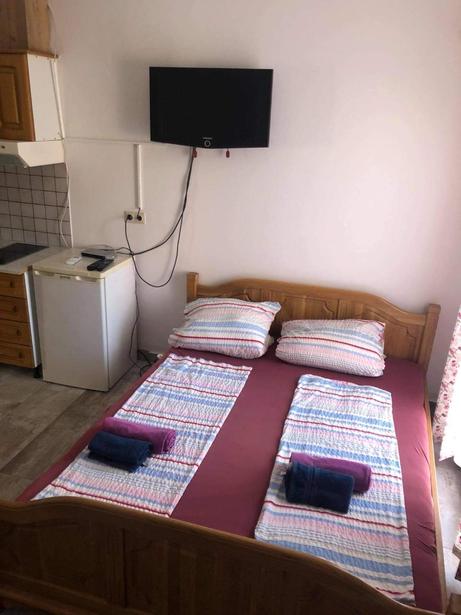Krk Kornic Apartments Room photo