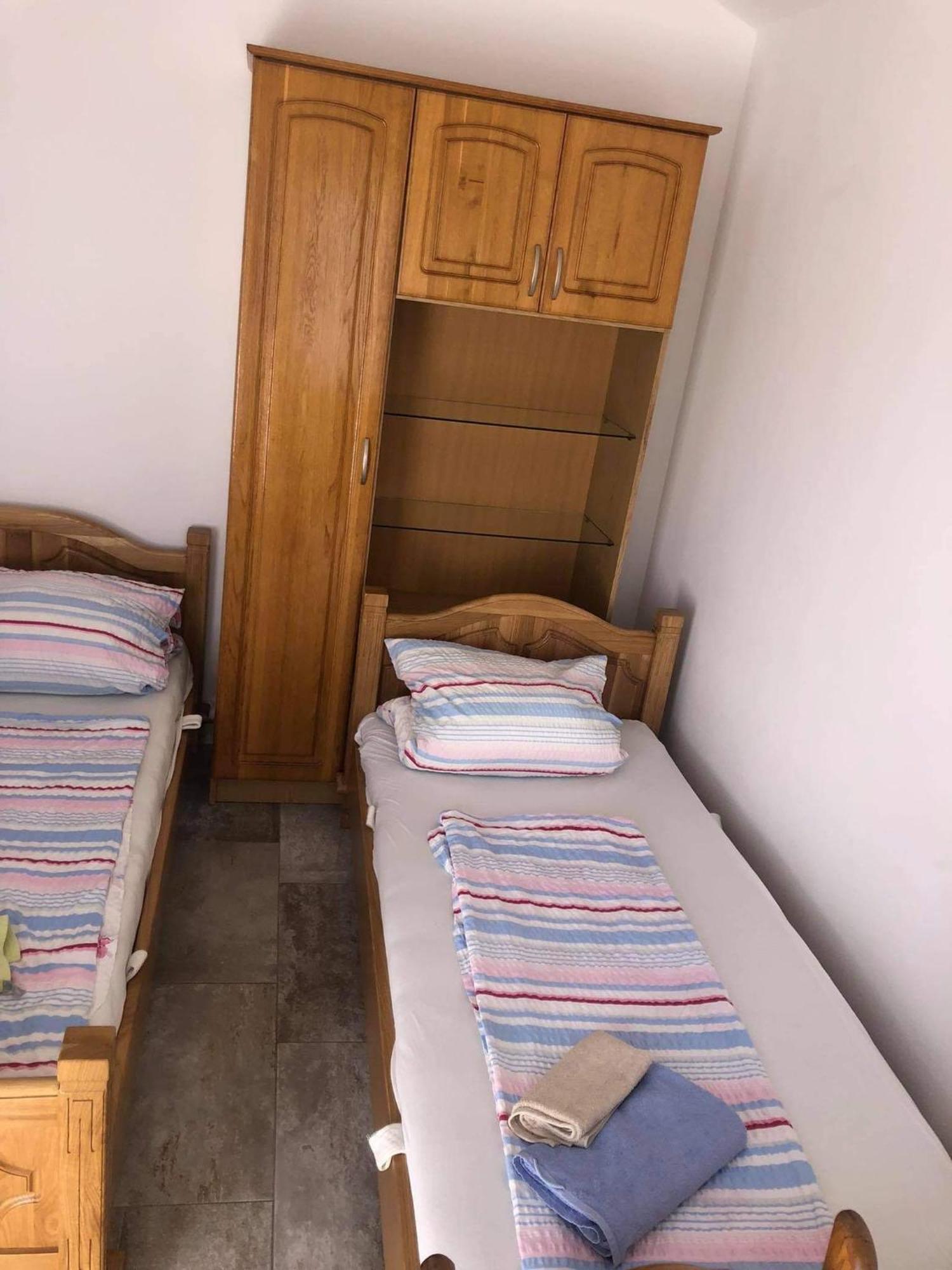 Krk Kornic Apartments Room photo